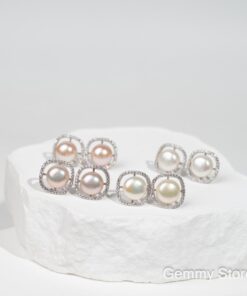 Square pearl earrings with stone border T24066