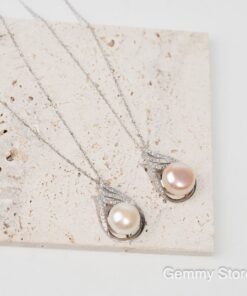 Pearl necklace T24110