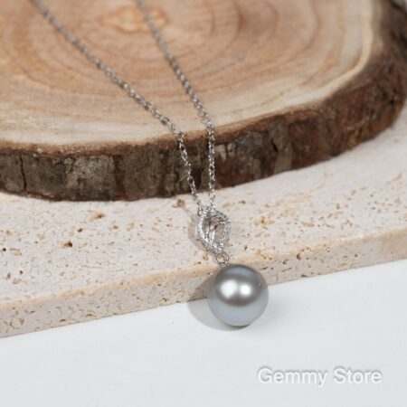 White gold leaf pendant with tahitian sea pearl WS0128.167