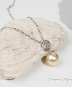 Mặt dây chuyền vàng trắng gắn ngọc trai southsea và kim cương WS0123.182