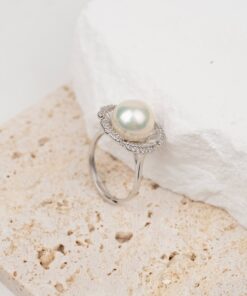 Nhẫn ngọc trai hoa năm cánh tỏa sáng T24213