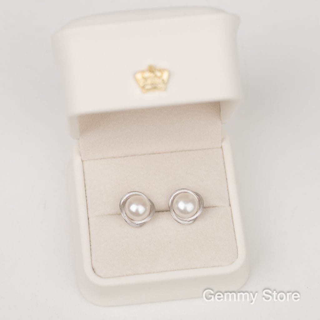 Silver-rimmed pearl bud earrings T24162 - Image 3