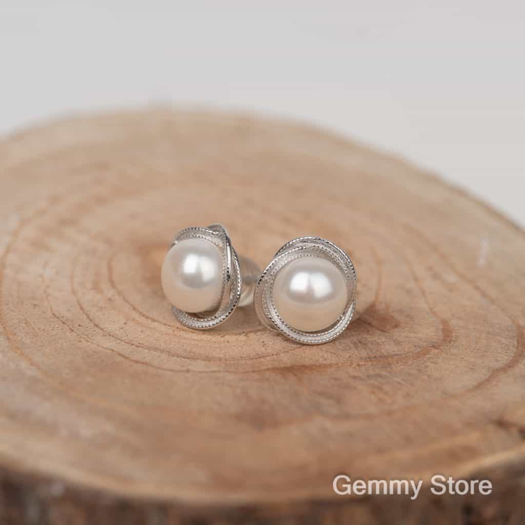 Silver-rimmed pearl bud earrings T24162