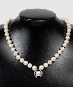 Pearl necklace with silver pendant and stone border NP1013