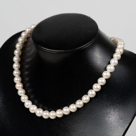 White 9-9.5mm Beautiful Pearl Necklace NE1029