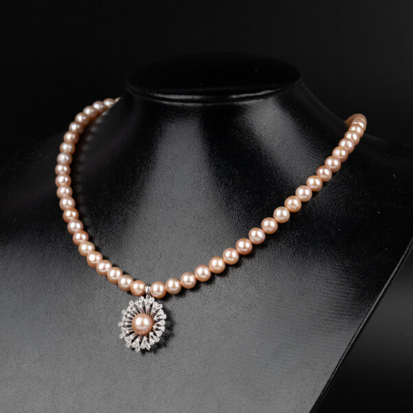 Purple Pearl Necklace With Pearl Pendant Combined With Silver NP1039