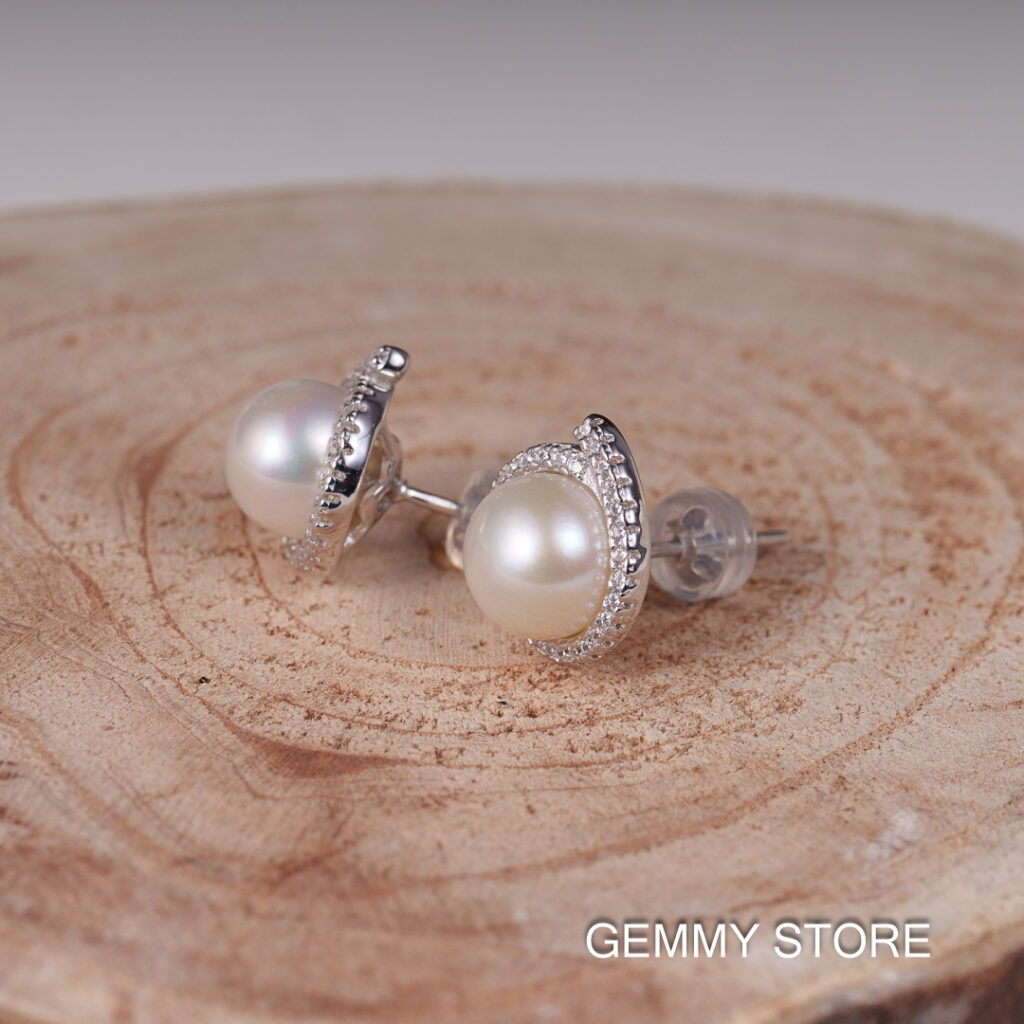 White Pearl Stud Earrings with Silver Border 8-8.5mm SE1040 - Image 2