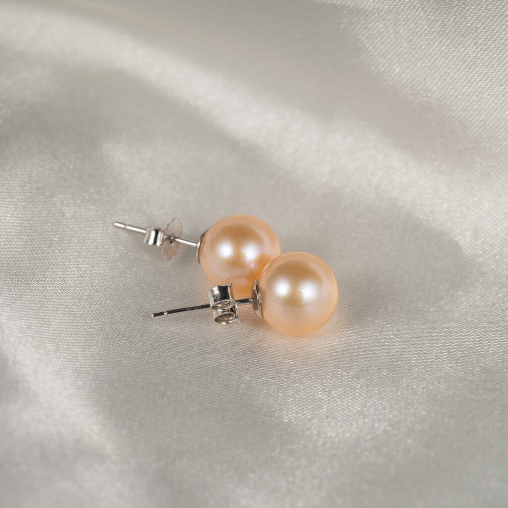 Pink Round Pearl Earrings SE1057