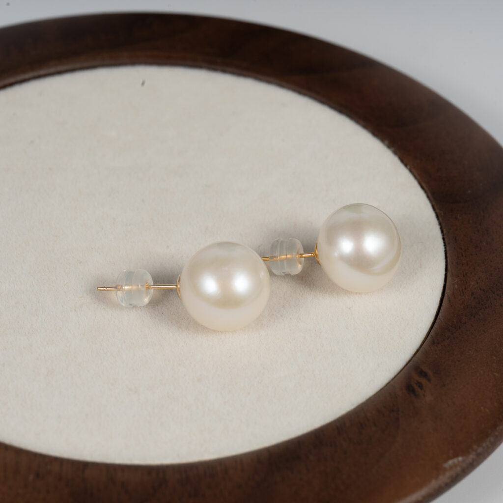 Bông Tai Nụ Vàng 18K GF0825.244 - Hình ảnh 2