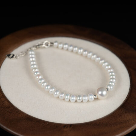 Lắc Tay Ngọc Trai Trắng Kiểu Hạt Đính Giữa BC1033