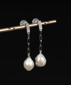 Bông Tai Ngọc Trai Dị Hình Dáng Thả DE1013