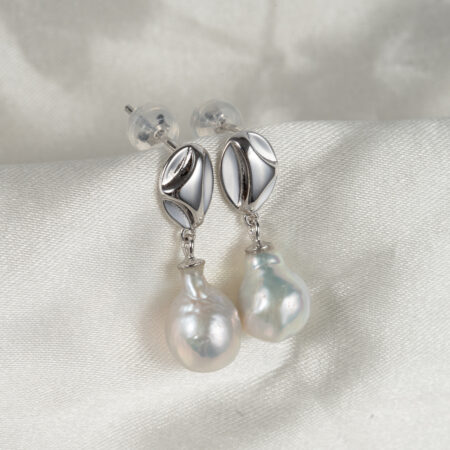 Bông Tai Ngọc Trai Bạc Dáng Thả DE1021