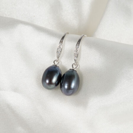 Black Pearl Teardrop Earrings HE1009