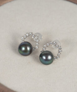 Bông Tai Ngọc Trai Nụ Đen Đính Đá SE1060