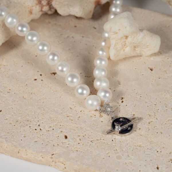Pearl Choker Necklace Combined With Silver Moon Star Pendant NP1067