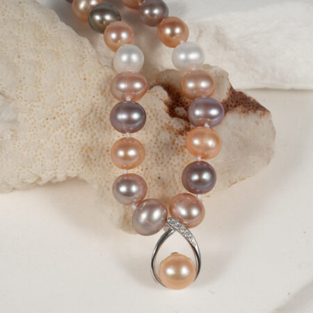 Mixed Color Pearl Necklace with Pendant NP1066