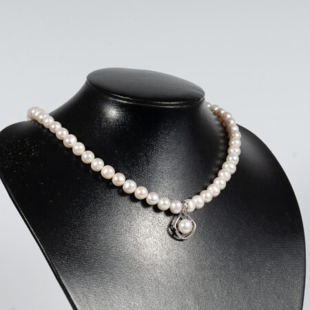 White Pearl Necklace Silver Face NP1070