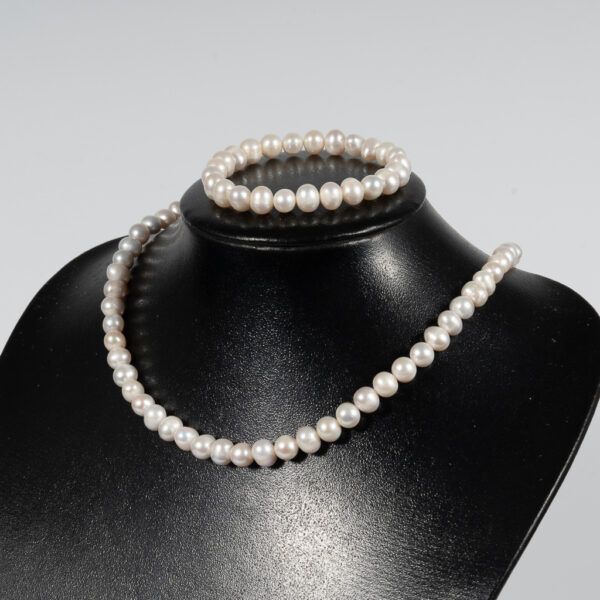 Bộ Trang Sức Ngọc Trai Gồm Vòng Cổ Và Vòng Tay NE1077BE