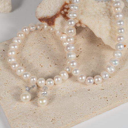 Pearl Jewelry Set Including Necklace, Bracelet and Earrings NE1077BESE1065