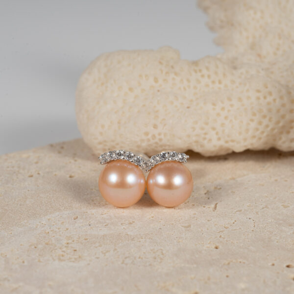 Pink Pearl Earrings with Stone Buds SE1070