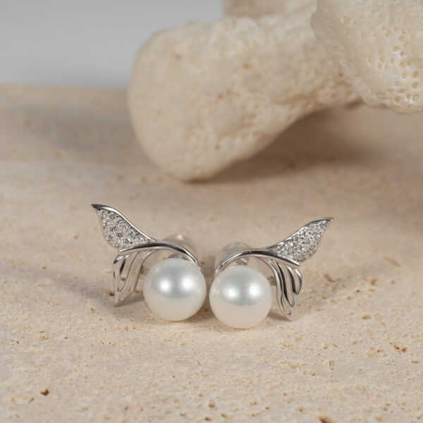 Bông Tai Ngọc Trai Trắng Đuôi Cá SE1074