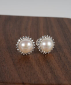 Bông Tai Ngọc Trai Trắng Nụ Đá SE1075