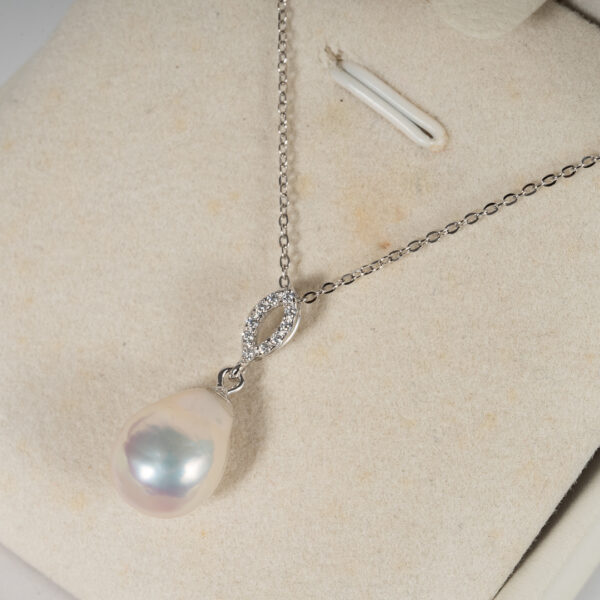 Irregular shape Pearl Necklace SP1037