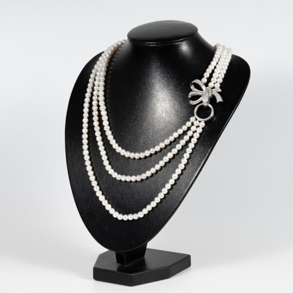 3-Layer Pearl Necklace NE1083