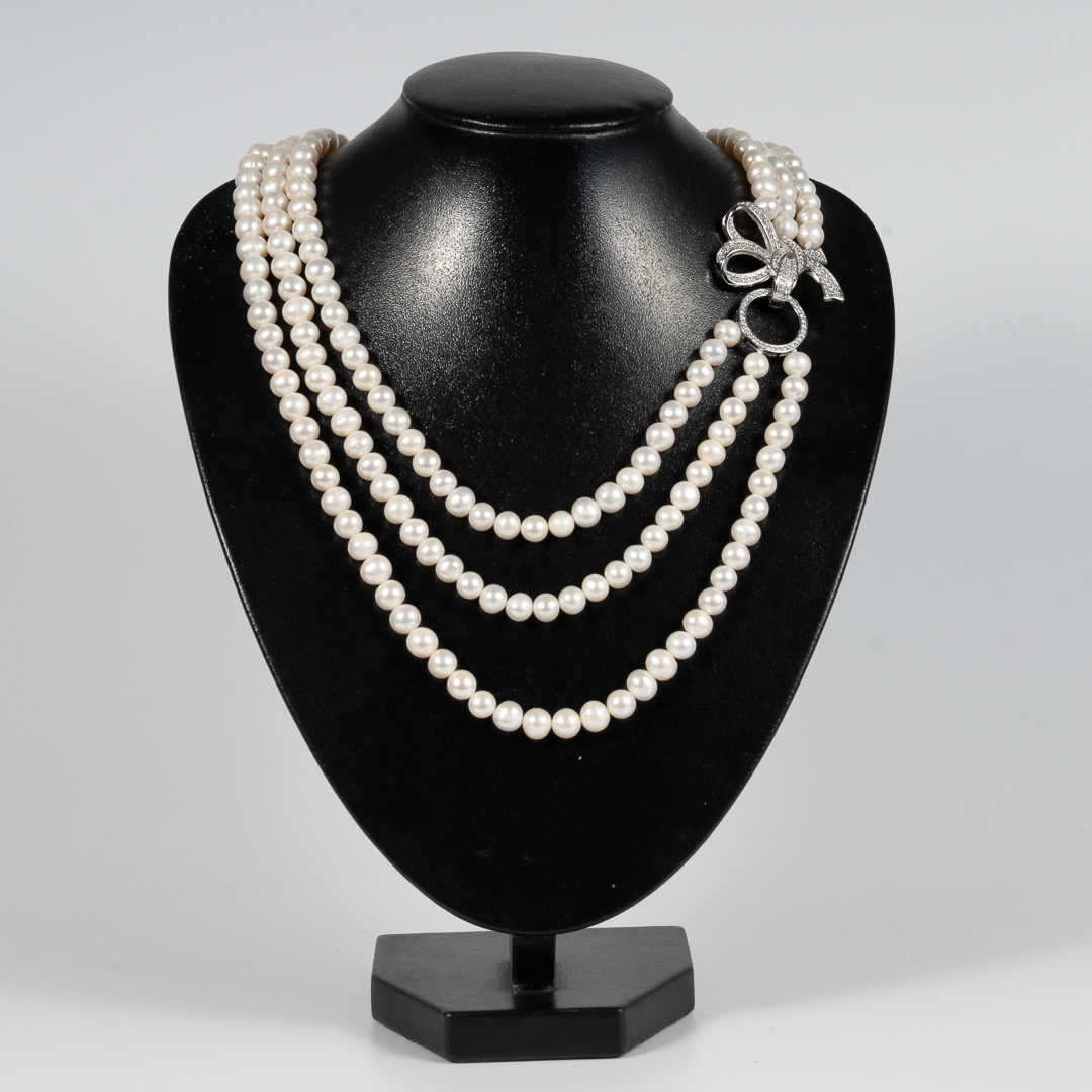 Vòng Ngọc Trai 3 Tầng Khóa Kiểu NP1076 - Hình ảnh 3