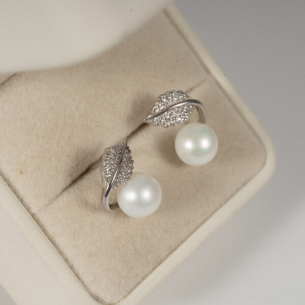 Bông Tai Ngọc Trai Chiếc Lá SE1090