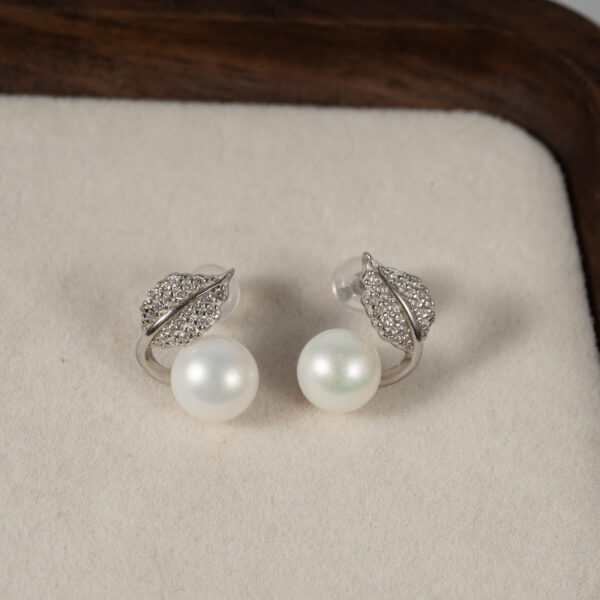 Bông Tai Ngọc Trai Chiếc Lá SE1090