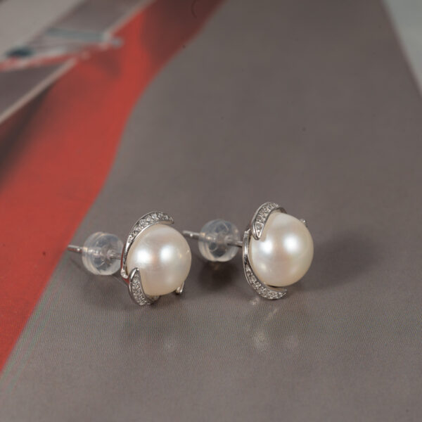 Bông Tai Ngọc Trai Đính Đá SE1085