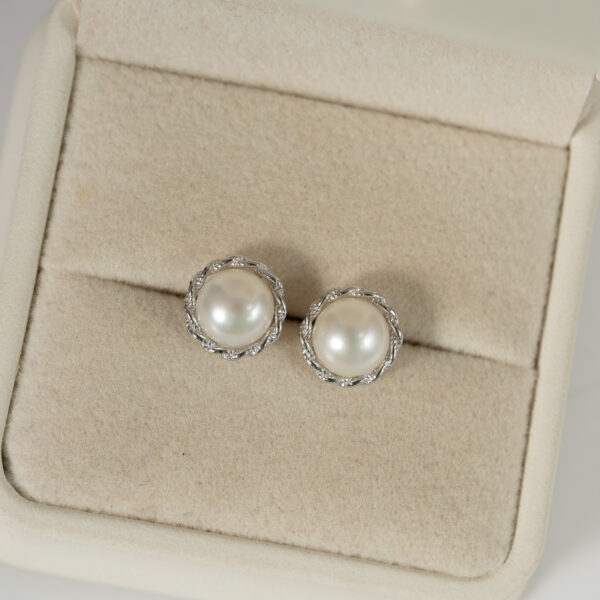 Bông Tai Ngọc Trai Viền Bạc DE1042