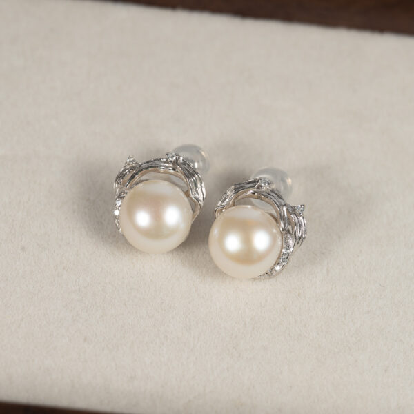 Bông Tai Ngọc Trai Viền Bạc DE1044