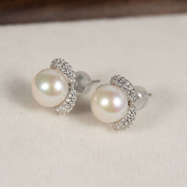 Bông Tai Ngọc Trai Viền Bạc Đá Lấp Lánh DE1041