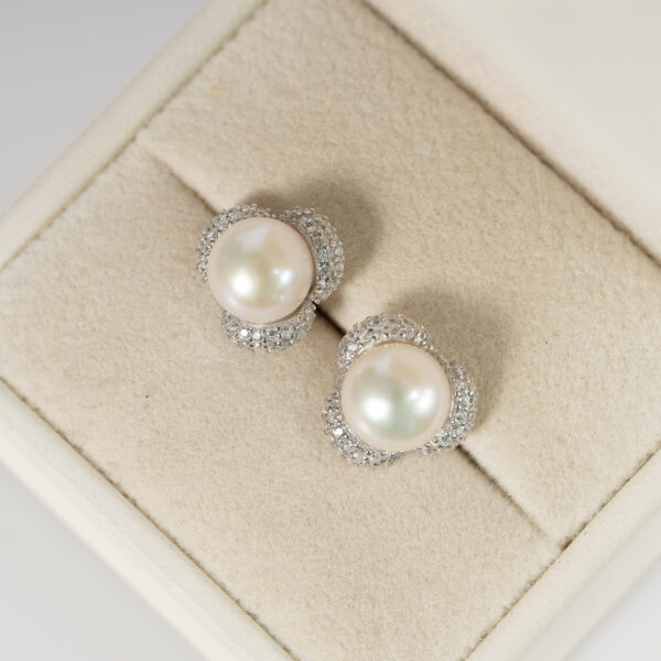 Bông Tai Ngọc Trai Viền Bạc Đá Lấp Lánh DE1041