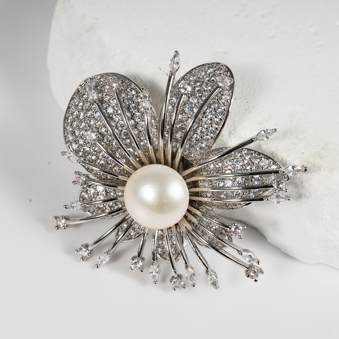 Cài Áo Ngọc Trai Bông Hoa Sang Trọng BR0108