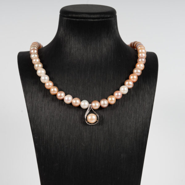 Vòng Ngọc Trai Tứ Quý Kết Hợp Mặt Bạc NP1078