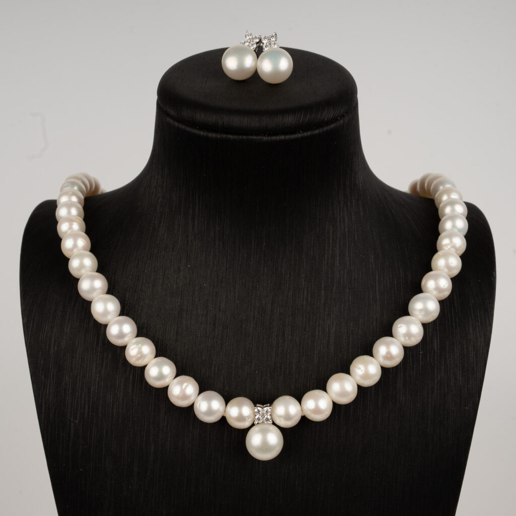 Bộ Trang Sức Ngọc Trai Vòng Cổ Và Bông Tai SET1022