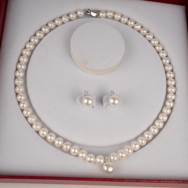 Bộ Trang Sức Ngọc Trai Vòng Cổ Và Bông Tai SET1022