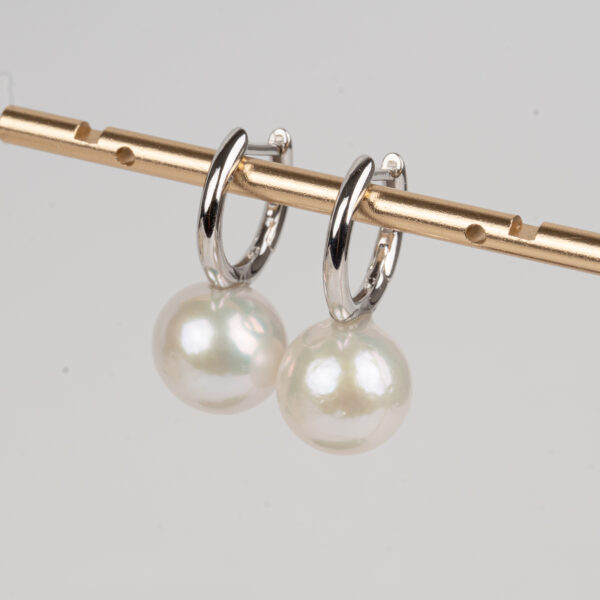 Khuyên Ngọc Trai Tròn Thanh Lịch DE1046