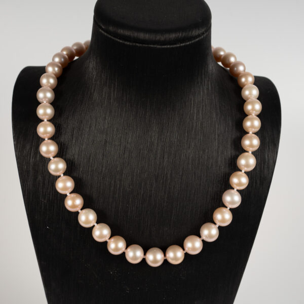 Vòng Ngọc Trai Tím Tròn Đẹp Đeo Sát Cổ NE1098