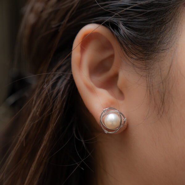Bông Tai Ngọc Trai Viền Bạc SE1108