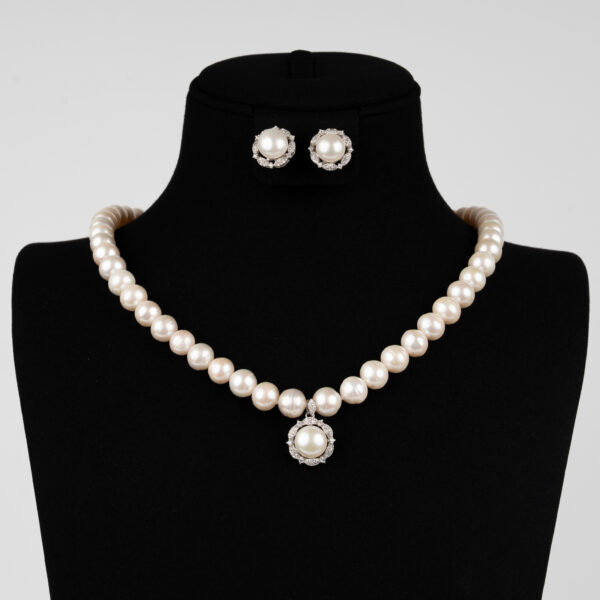 Bộ Ngọc Trai Đính Đá Hoa Xoắn Sang Trọng - SET1023