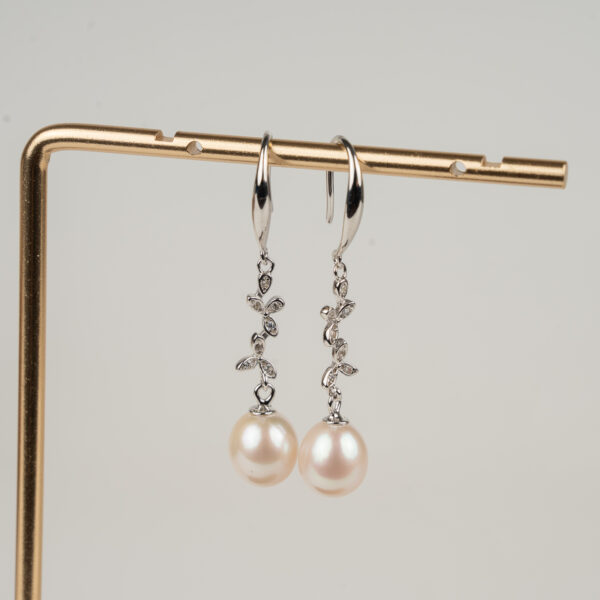 Pearl Hook Earrings with Leaf Design HE1032
