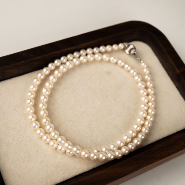 Akoya Pearl Necklace, Petite 4.5–5mm – NE1166 - Image 4